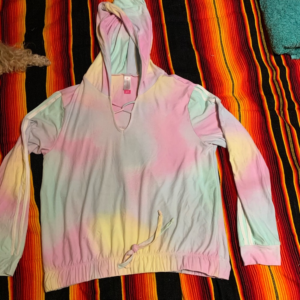 No boundary hoodie